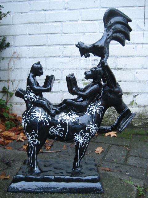 lesende Bremer Stadtmusikanten No. 047 Black & White
-verkauft-