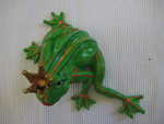 Kleiner Frosch mit abstrakter Bemalung