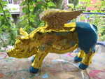 Goldenes-Fl�gelsparschwein in Panty mit Glimmer-Spiralen